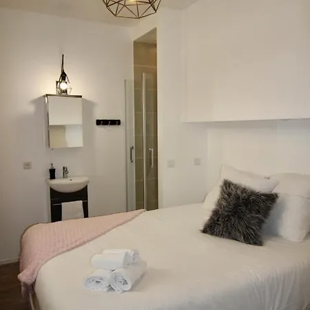 Appartamento Sweet Virtue-center Of Paris, 2 Bedroom Parigi